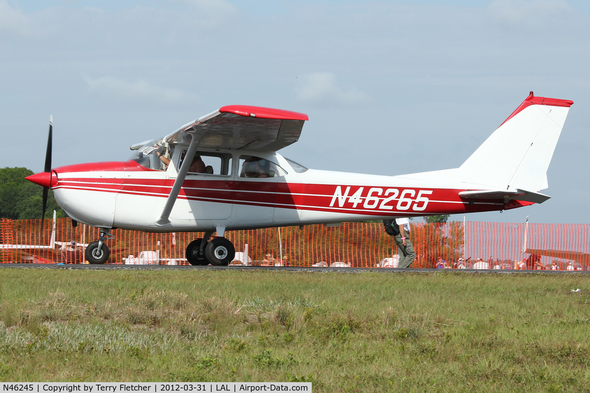 N46245, 1968 Cessna 172I C/N 17257132, At 2012 Sun N Fun