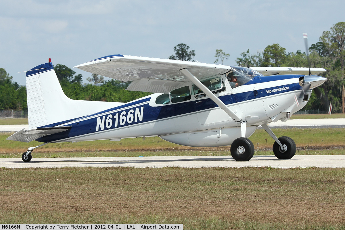 N6166N, 1981 Cessna A185F Skywagon 185 C/N 18504302, At 2012 Sun N Fun