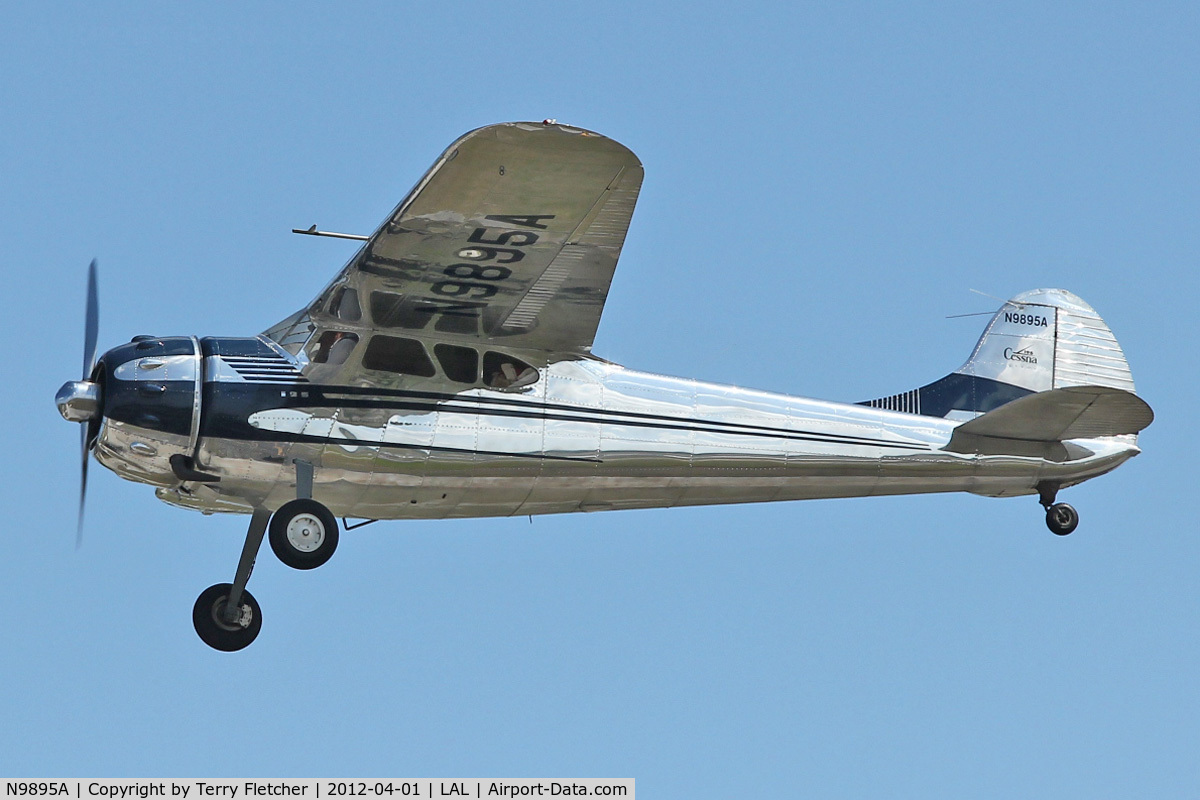 N9895A, 1950 Cessna 195A C/N 7598, At 2012 Sun N Fun