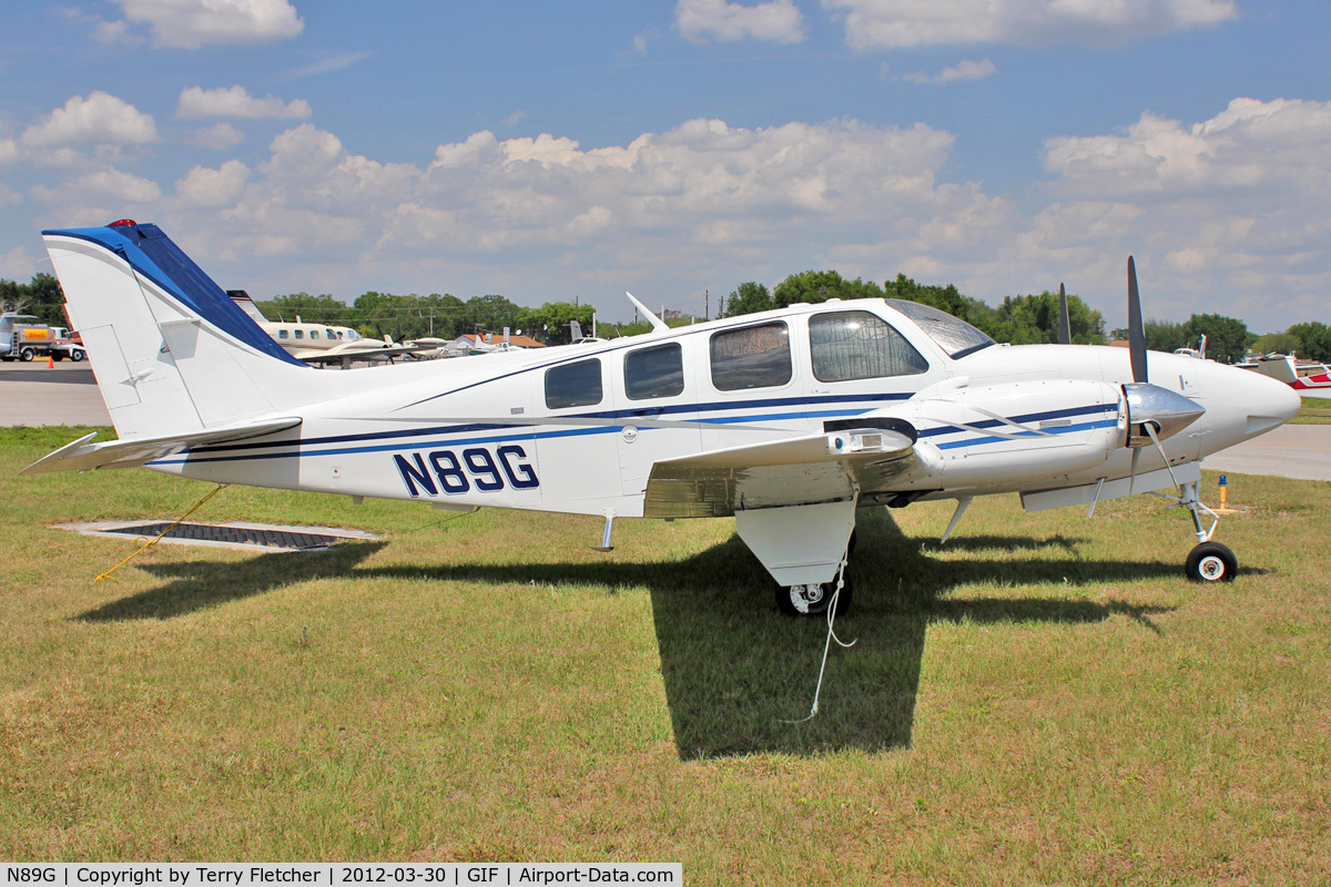 N89G, 1975 Beech 58 Baron C/N TH-616, At Gilbert Airport ,Winter Haven , Florida