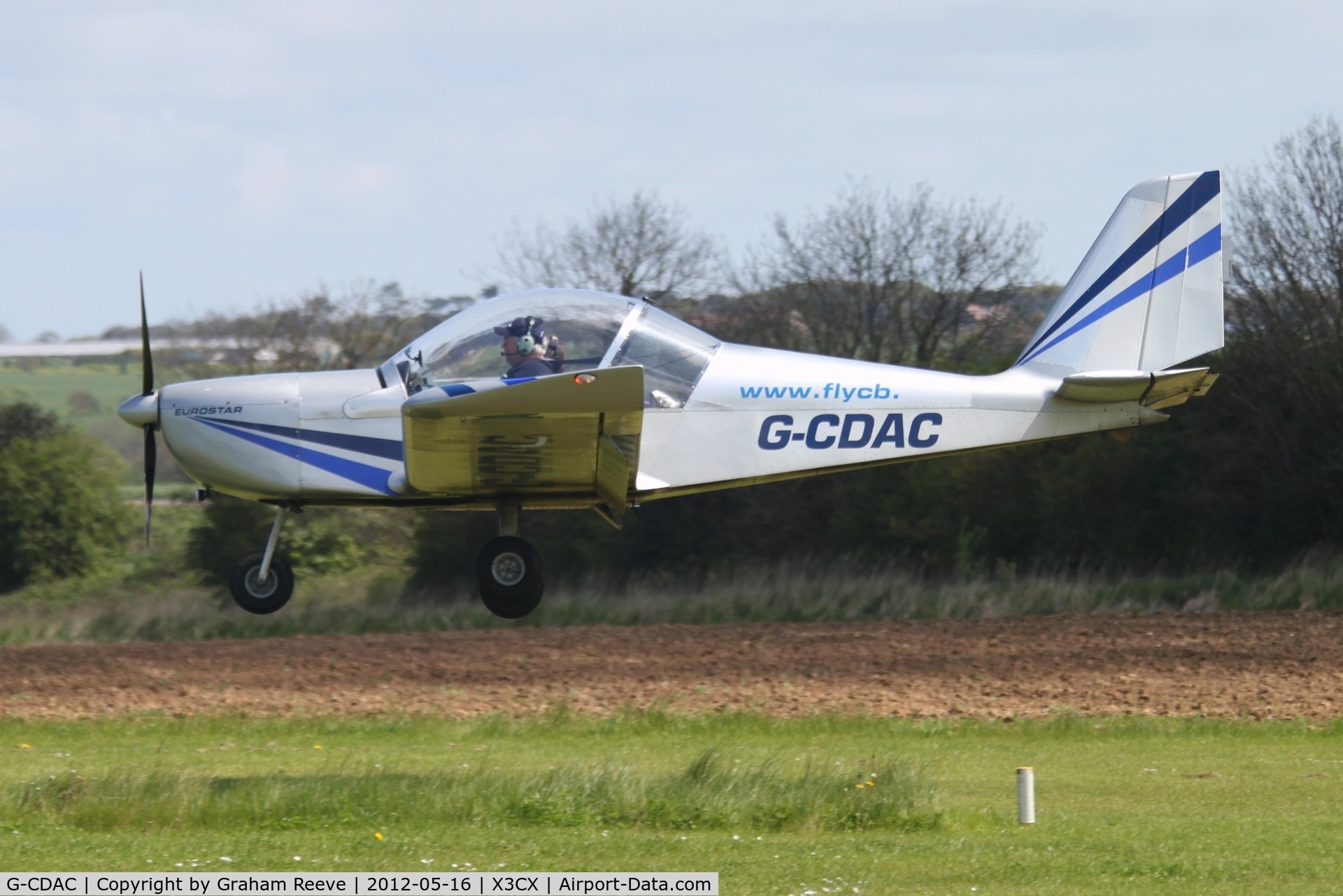 G-CDAC, 2004 Cosmik EV-97 TeamEurostar UK C/N 2116, About to land at Northrepps.