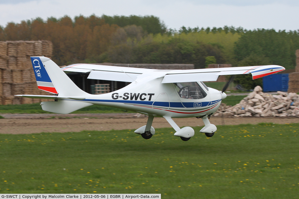 G-SWCT, 2008 Flight Design CTSW C/N 07.11.05, Flight Design CTSW at Breighton Airfield's 2012 May-hem Fly-In.
