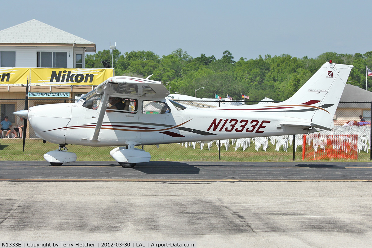 N1333E, 2006 Cessna 172S C/N 172S10404, At 2012 Sun N Fun