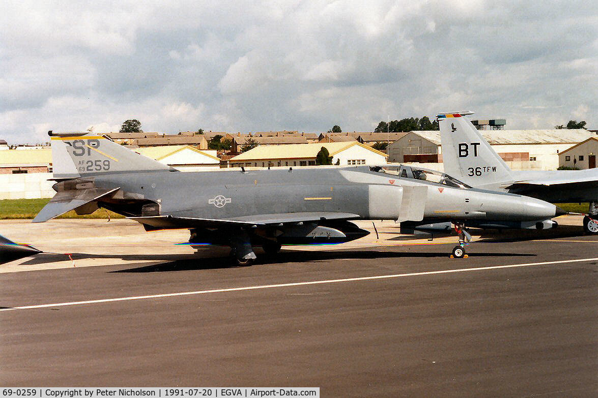 69-0259, 1969 McDonnell Douglas F-4G Phantom II C/N 3788, F-4G Phantom, callsign Harm 2, of 81st Tactical Fighter Squadron/52nd Tactical Fighter Wing based at Spangdahlem on the flight-line at the 1991 Intnl Air Tattoo at RAF Fairford.