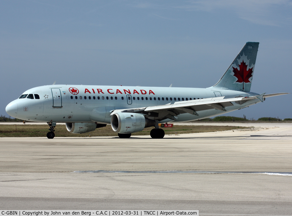 C-GBIN, 1998 Airbus A319-114 C/N 845, Air Canada Airbus A 319-114 (845) @ TNCC / CUR