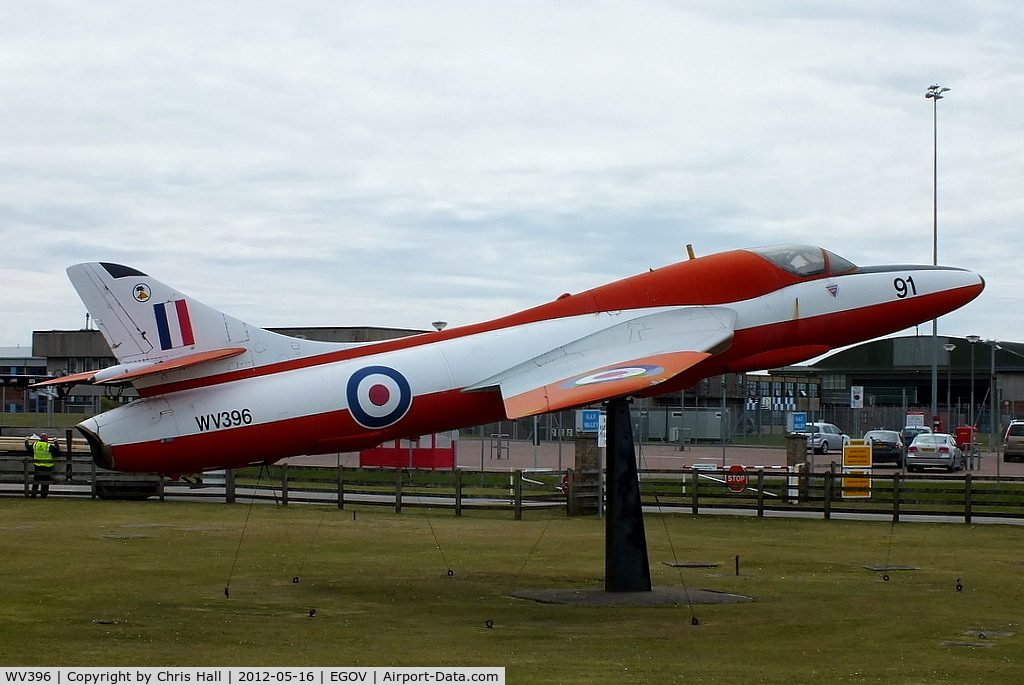 WV396, 1955 Hawker Hunter T.8C C/N 41H/670842, Originally built as a Hunter F.4, served with 20 Squadron, 229 OCU and latterly FRADU until May 1995. After a period in storage at RAF Shawbury it was selected for gate guardian duties at RAF Valley and was pole mounted in March 1997
