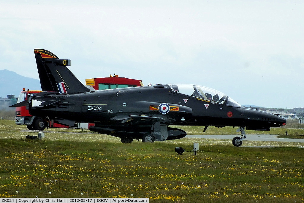 ZK024, 2009 British Aerospace Hawk T2 C/N RT015/1253, now wearing IV(Reserve) Squadron markings and coded O