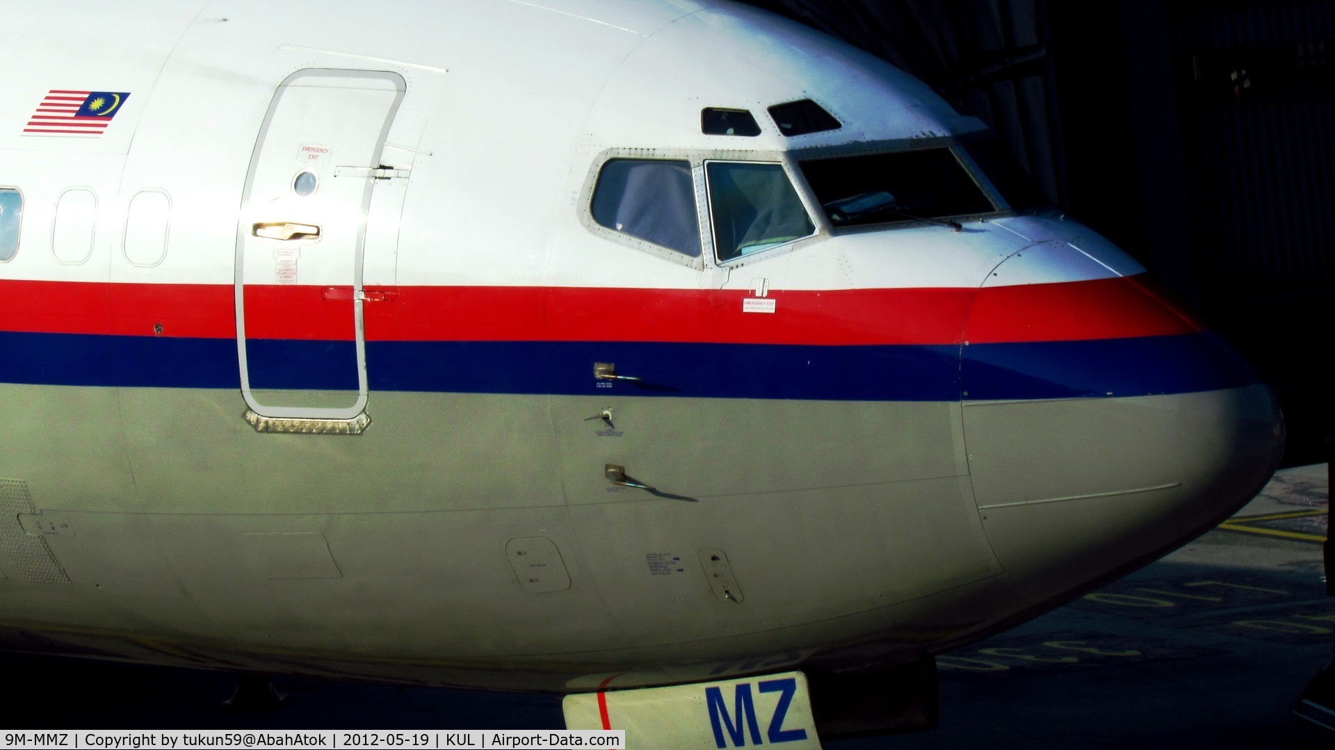 9M-MMZ, Boeing 737-4H6 C/N 26457, Malaysia Airlines
