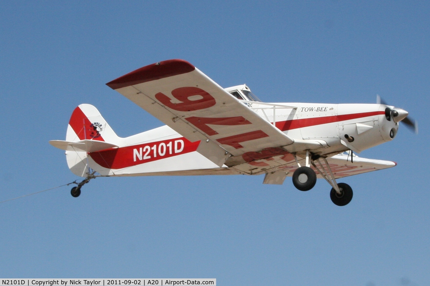 N2101D, 1974 Piper PA-25-235 C/N 257556092, Glider tow plane