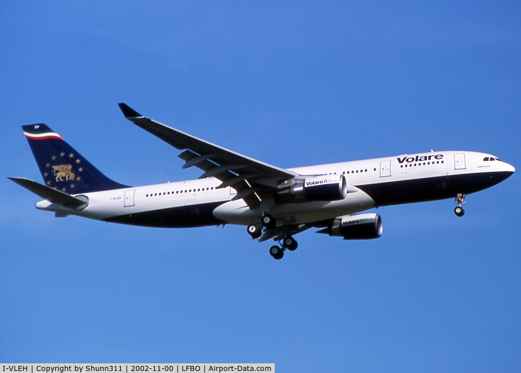 I-VLEH, 2002 Airbus A330-202 C/N 504, Landing rwy 14R