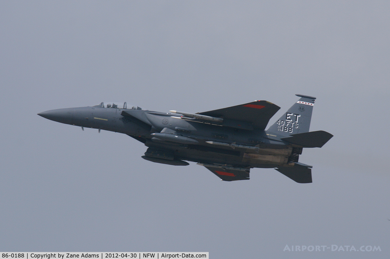 86-0188, 1988 McDonnell Douglas F-15E Strike Eagle C/N 1026/E006, Departing NAS Fort Worth