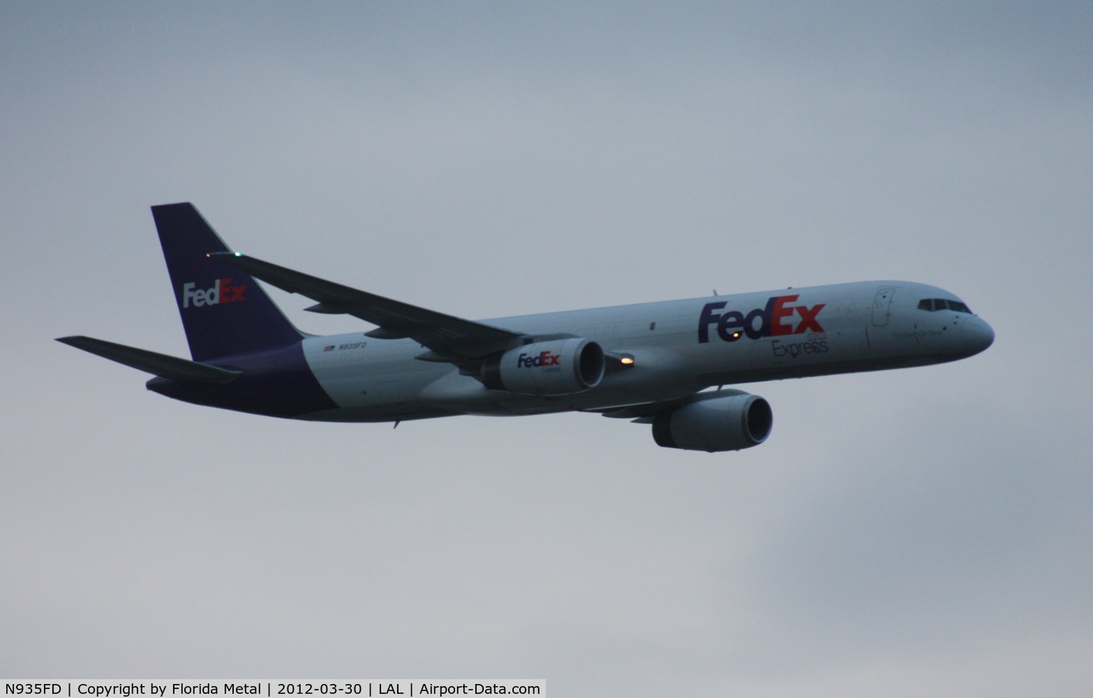 N935FD, 1983 Boeing 757-2T7 C/N 22780, Fed Ex 757