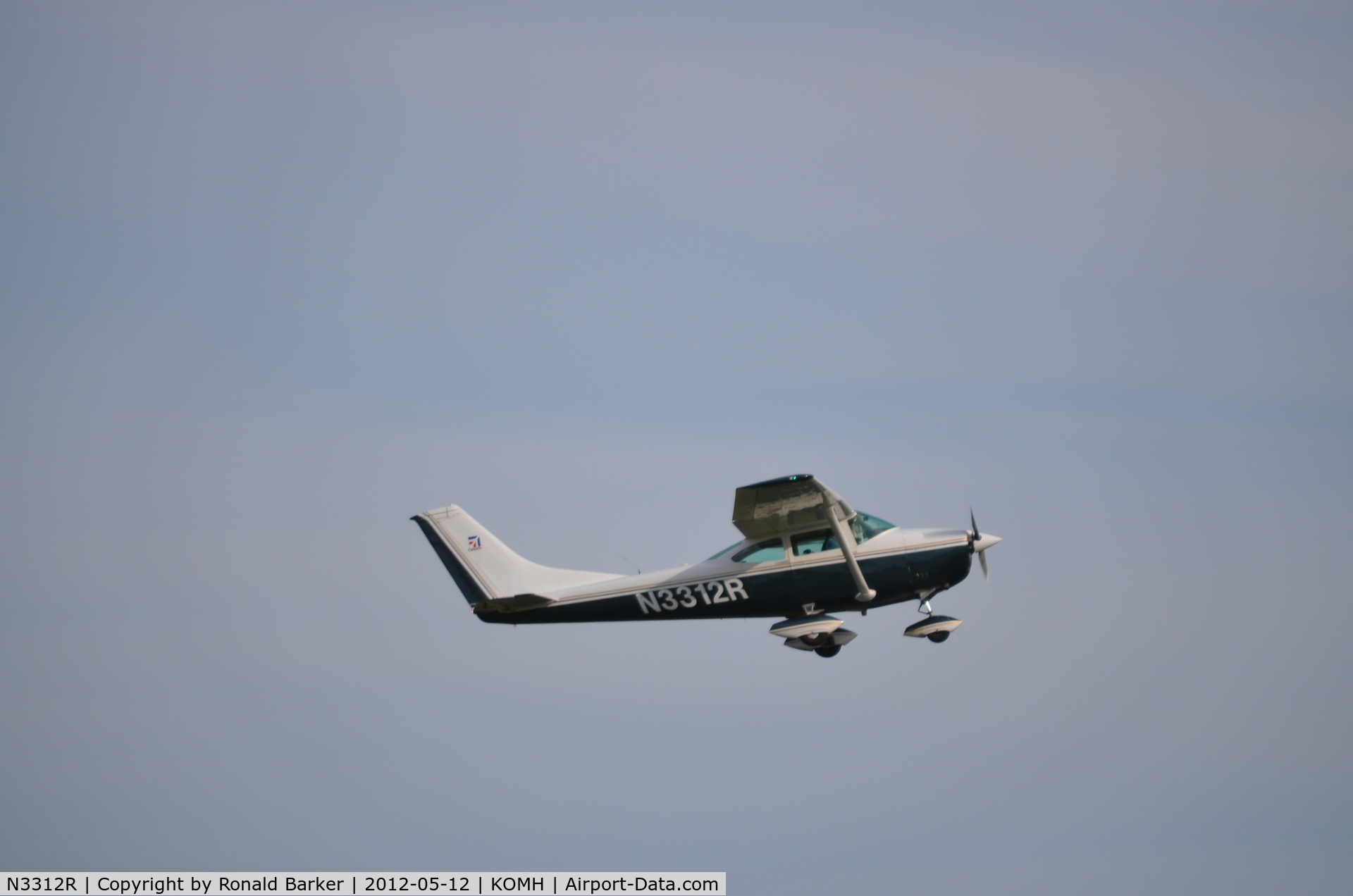 N3312R, 1967 Cessna 182L Skylane C/N 18258612, Takeoff Orange