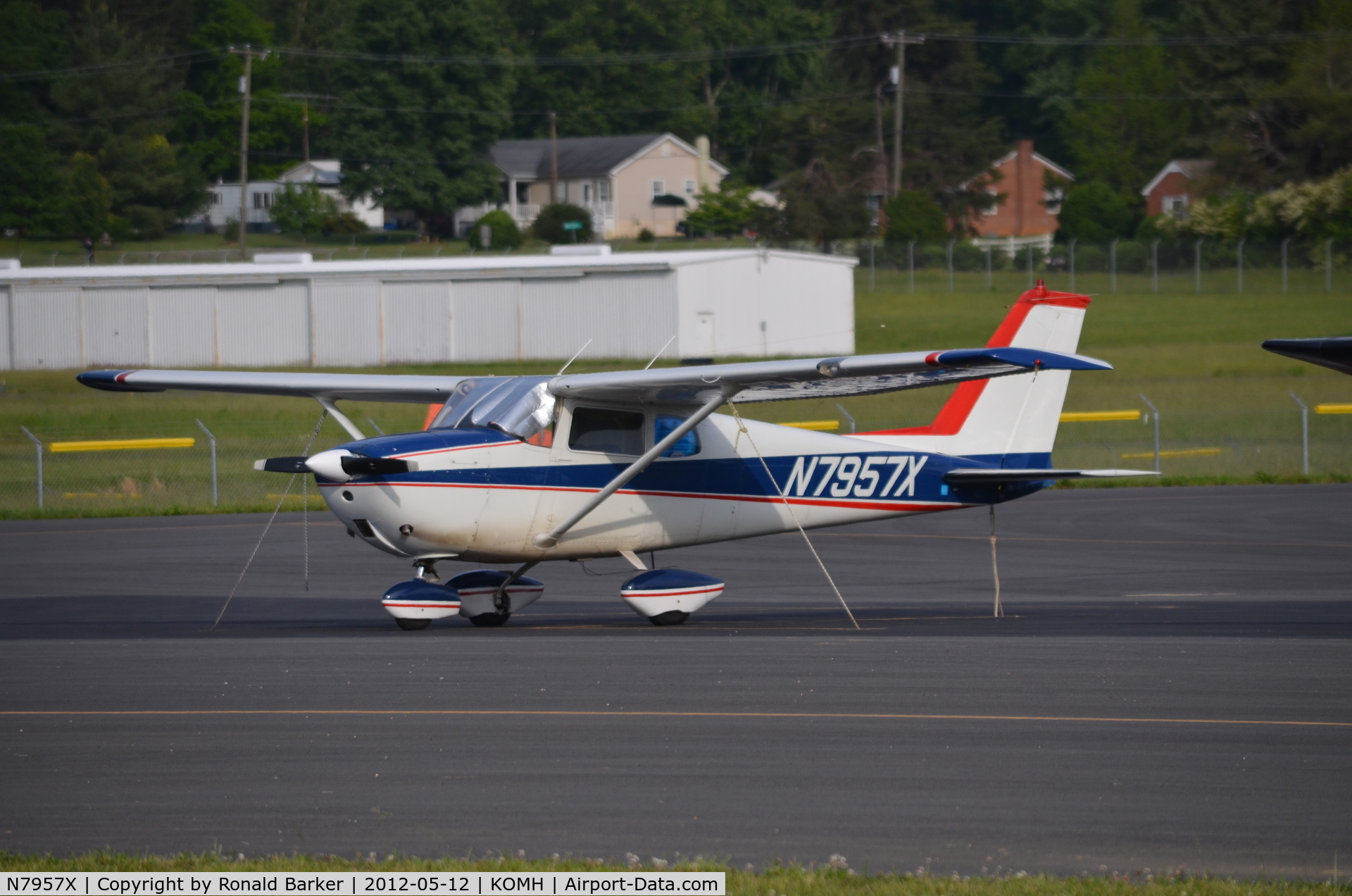 N7957X, 1961 Cessna 172B C/N 17248457, Orange