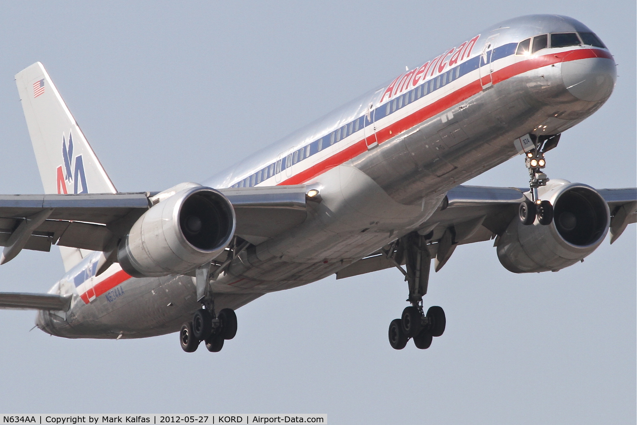 N634AA, 1990 Boeing 757-223 C/N 24592, N634AA - American Airlines Boeing 757-223, AAL1076 arriving from Orange County-John Wayne Airport/KSNA, RWY 14R approach KORD.