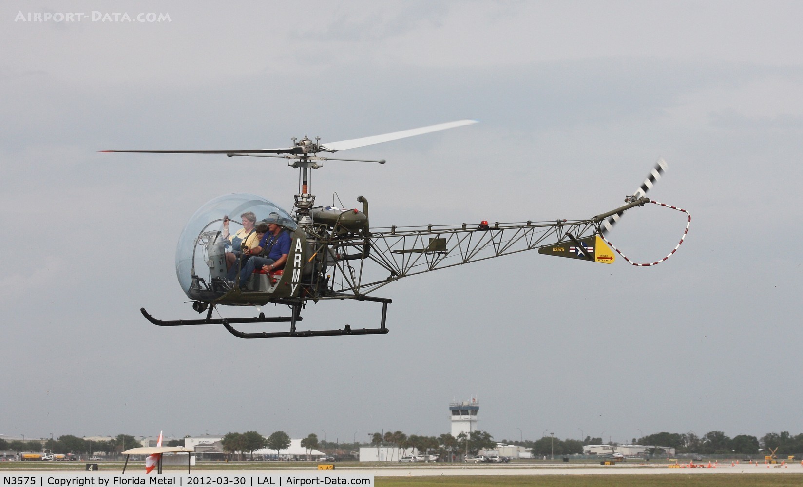 N3575, Bell 47D-1 C/N K-7032, UH-13