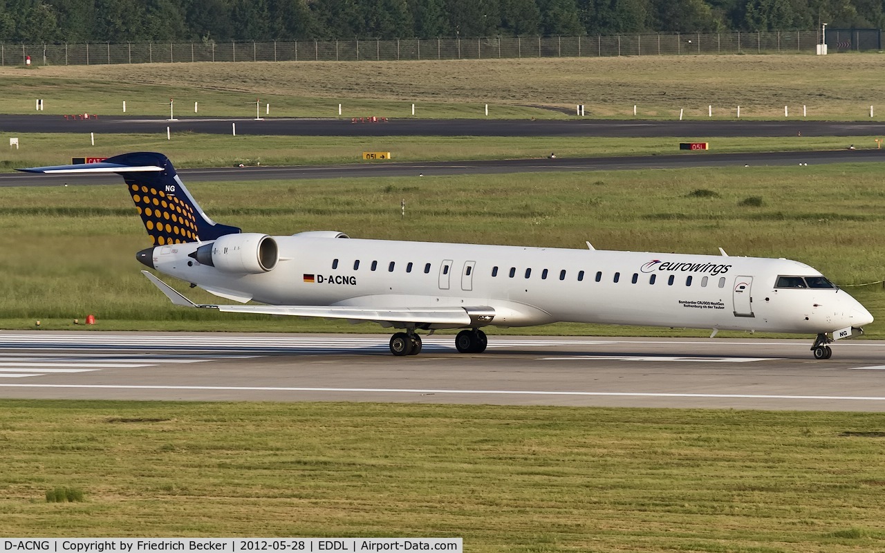 D-ACNG, 2009 Bombardier CRJ-900LR (CL-600-2D24) C/N 15245, departure from RW05R
