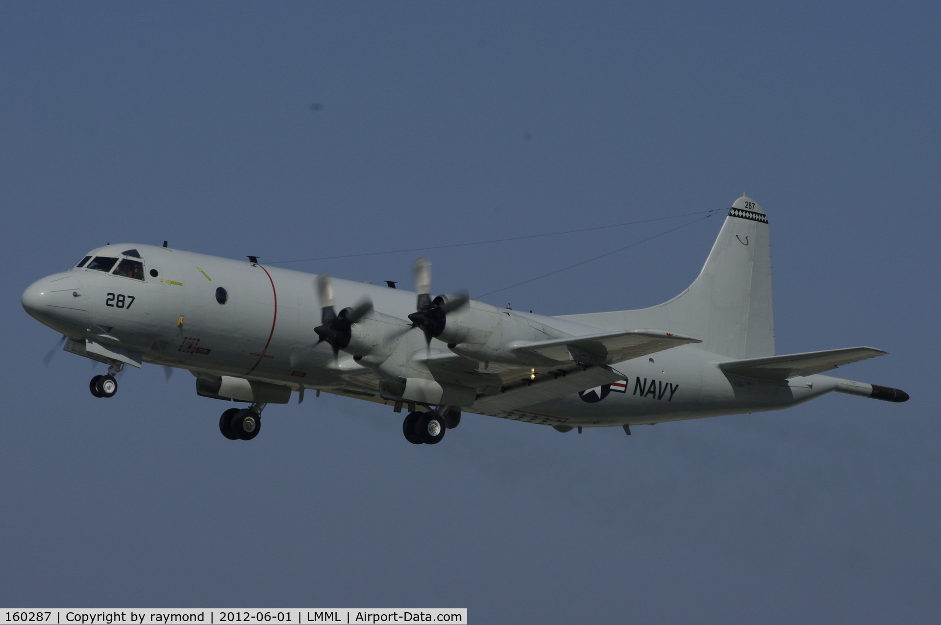 160287, Lockheed P-3C Orion C/N 285A-5650, P-3C Orion 160287 US Navy during  circuit training.