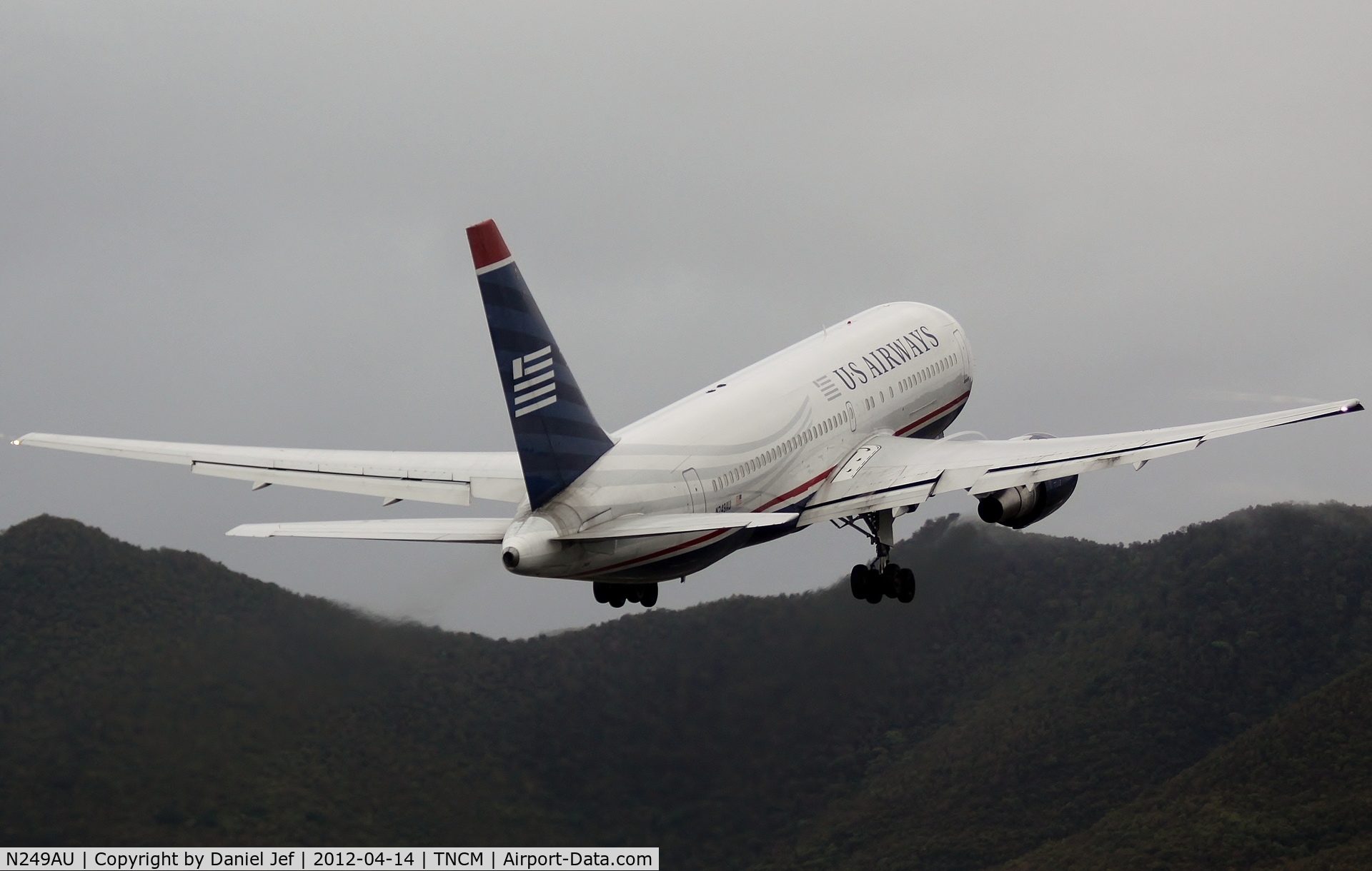 N249AU, 1987 Boeing 767-201 C/N 23901, N249AU