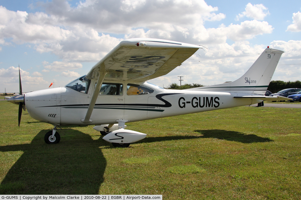 G-GUMS, 1973 Cessna 182P Skylane C/N 182-61643, Cessna 182P, Breighton Airfield, August 2010.