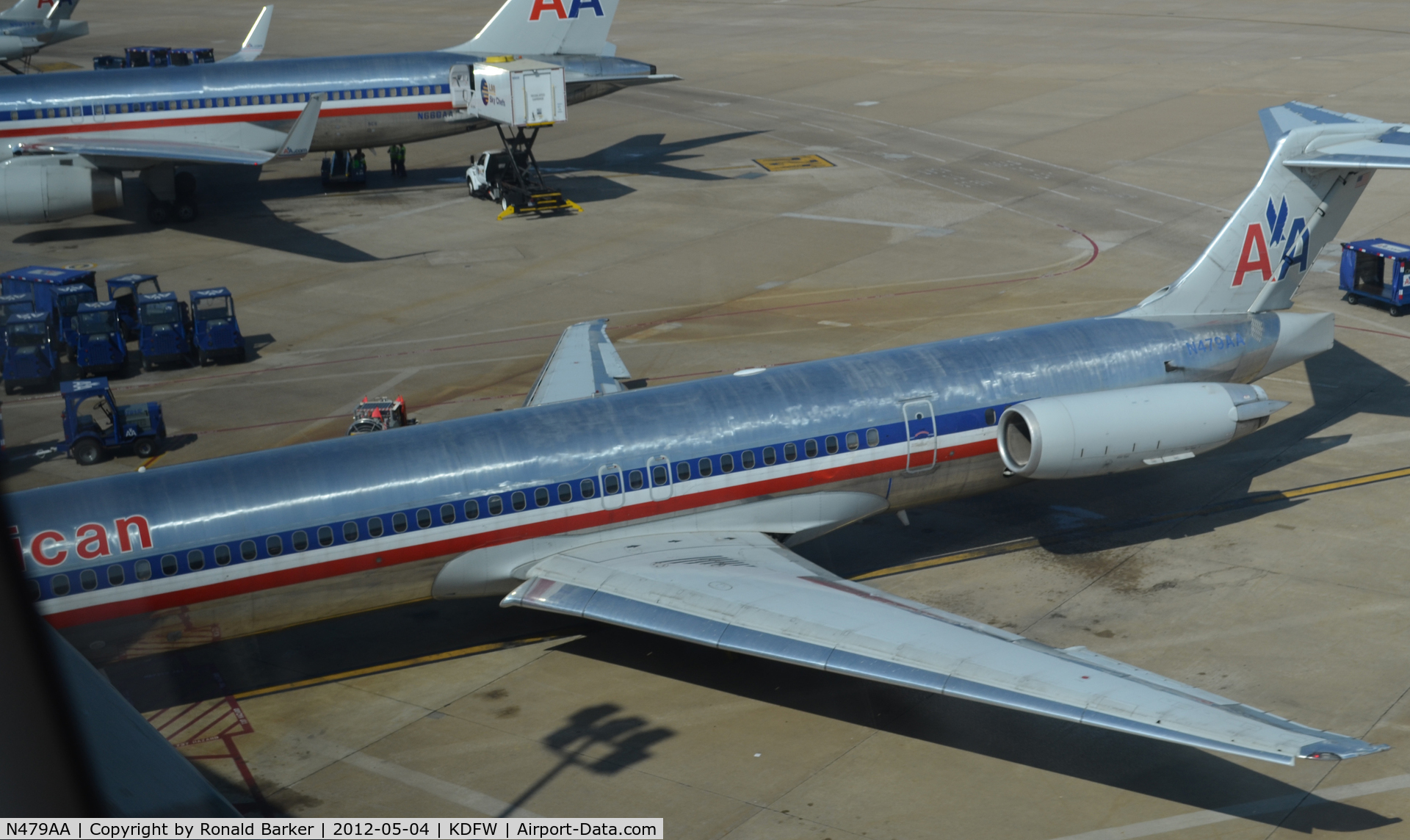 N479AA, 1988 McDonnell Douglas MD-82 (DC-9-82) C/N 49654, Dallas