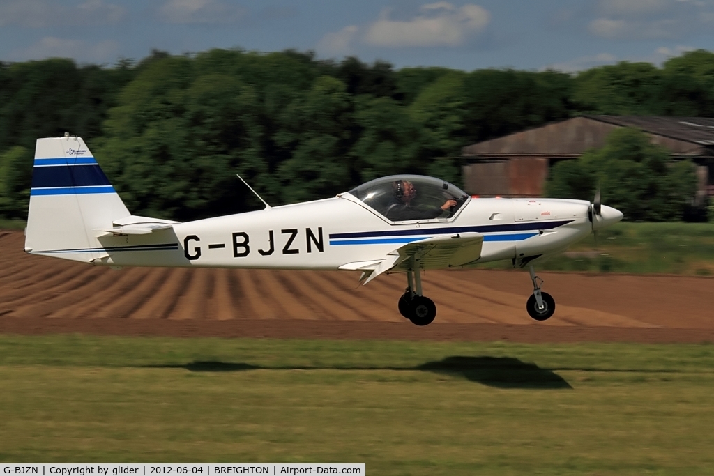 G-BJZN, 1982 Slingsby T-67A Firefly C/N 1997, Young lady honing her skills under the watchful eye of the chief pilot