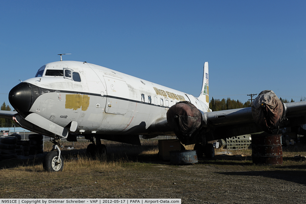 N951CE, 1952 Douglas VC-118B Liftmaster (R6D-1) C/N 43696, Everts DC6
