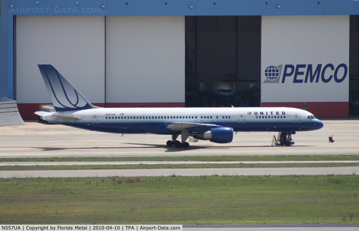 N557UA, 1992 Boeing 757-222 C/N 26653, United 757-200