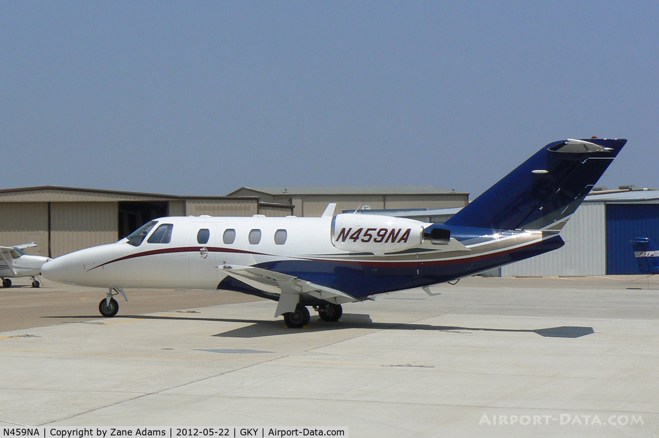 N459NA, 2001 Cessna 525 C/N 5250459, At Arlington Municipal