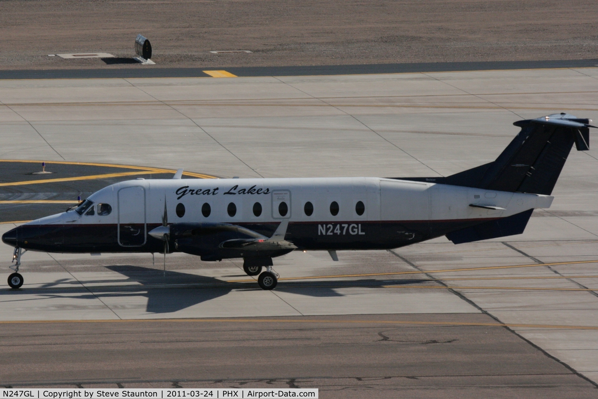 N247GL, 1996 Beech 1900D C/N UE-247, Taken at Phoenix Sky Harbor Airport, in March 2011 whilst on an Aeroprint Aviation tour