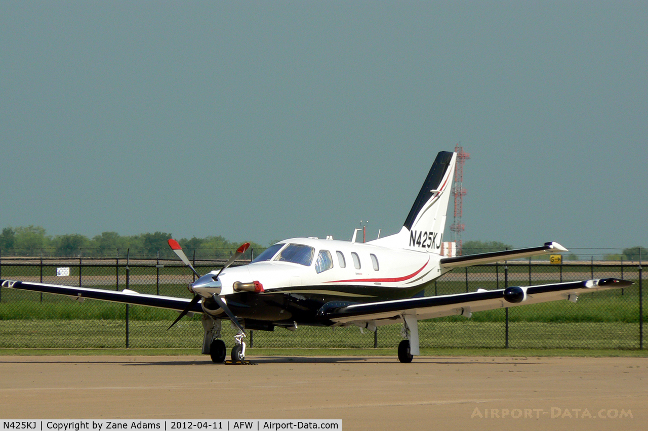 N425KJ, Socata TBM-700 C/N 518, At Alliance Airport - Fort Worth, TX