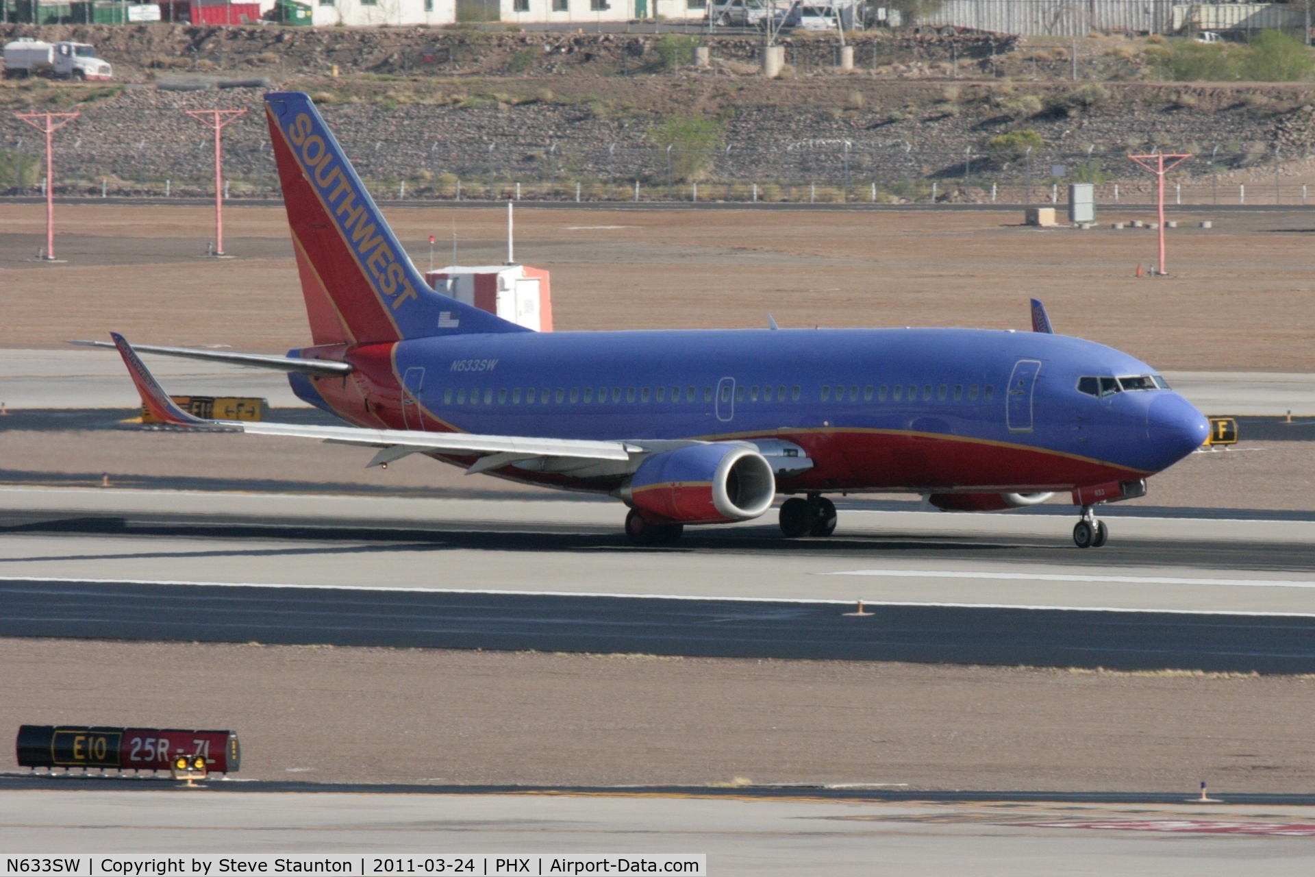 N633SW, 1996 Boeing 737-3H4 C/N 27936, Taken at Phoenix Sky Harbor Airport, in March 2011 whilst on an Aeroprint Aviation tour