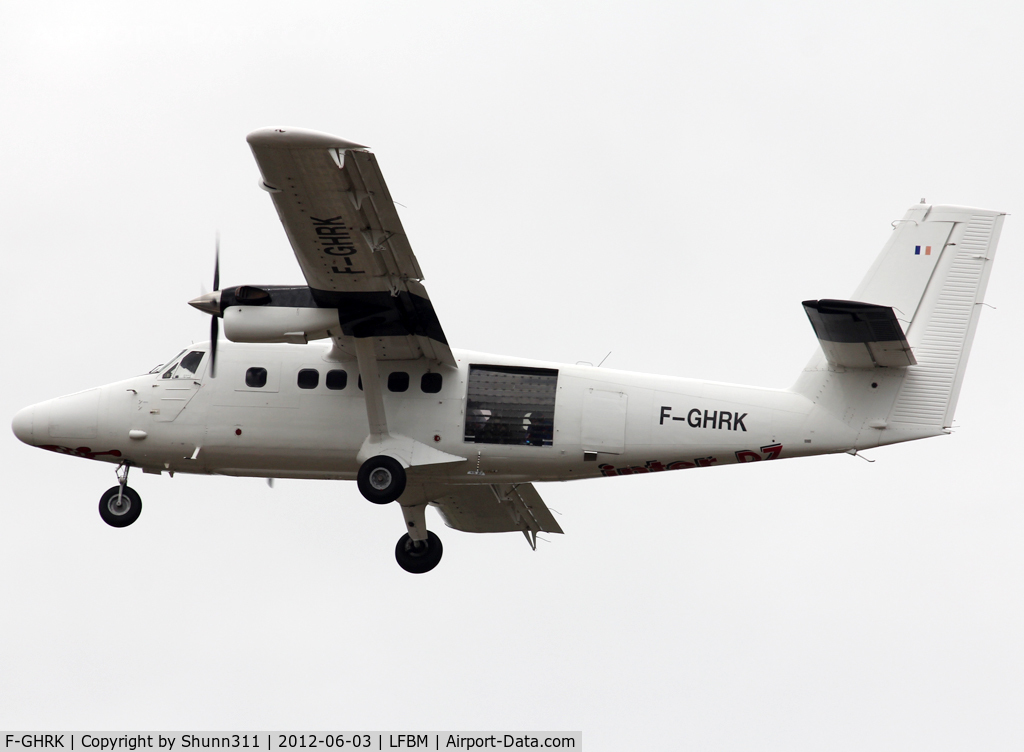 F-GHRK, 1968 De Havilland Canada DHC-6-200 Twin Otter C/N 144, Used as a paratrooper during LFBM Open Day 2012