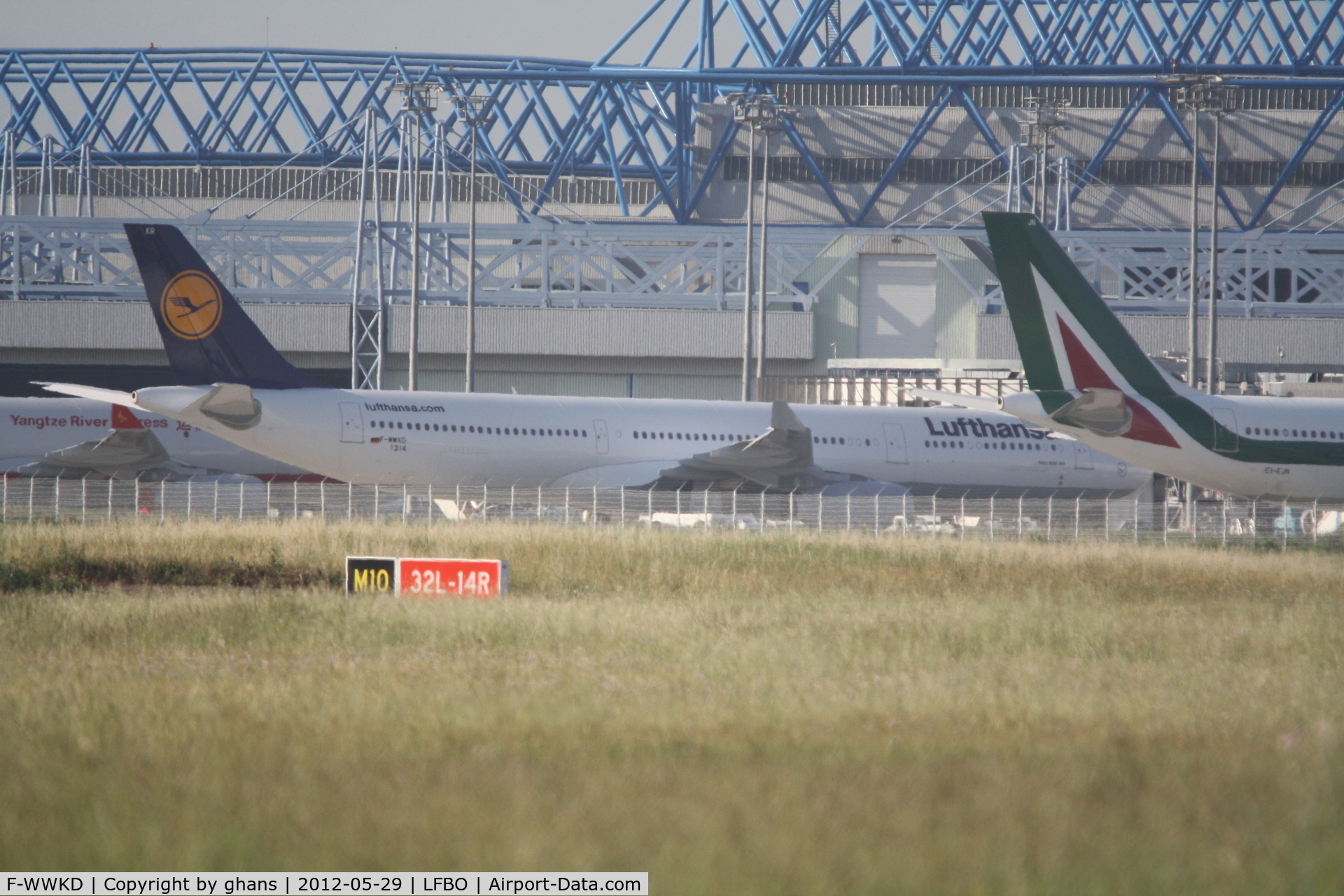 F-WWKD, 2012 Airbus A330-343X C/N 1314, to become D-AIKR