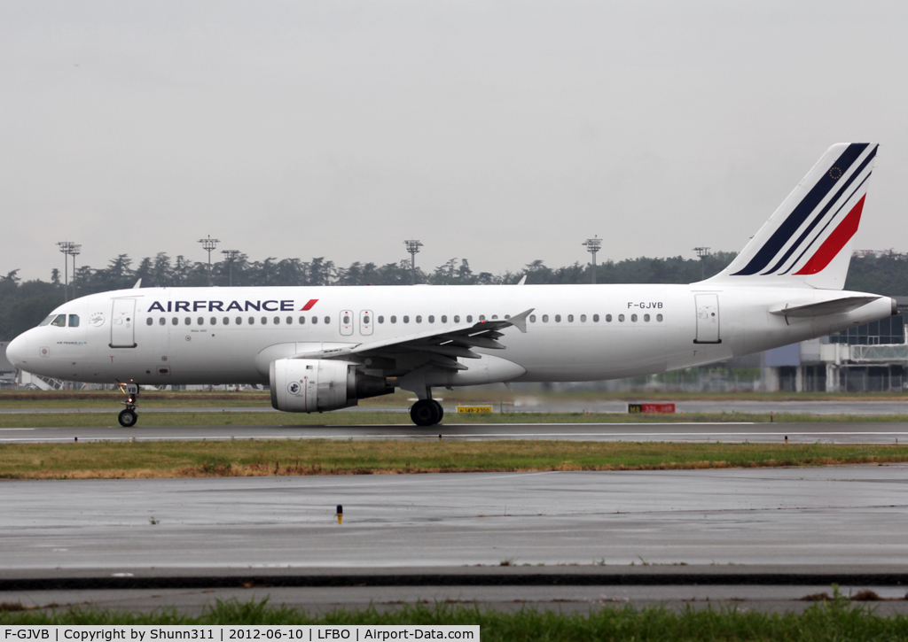 F-GJVB, 1990 Airbus A320-211 C/N 0145, Ready for take off rwy 12L... n/c