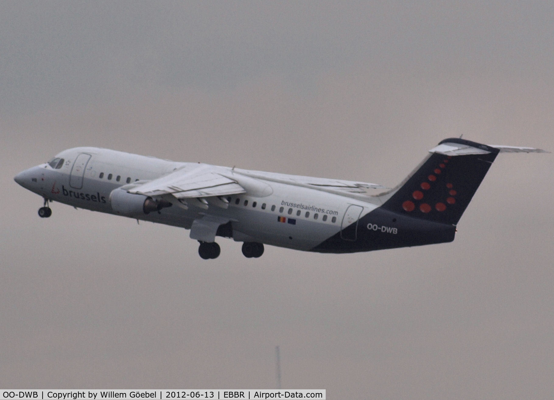 OO-DWB, 1997 British Aerospace Avro 146-RJ100 C/N E3315, Take off from Brussel Airport