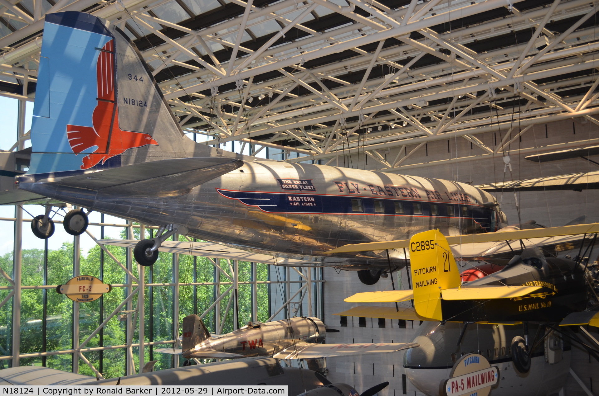 N18124, 1937 Douglas DC-3-201 C/N 2000, Air and Space Museum