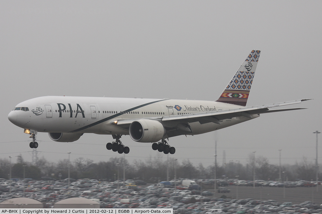 AP-BHX, 2007 Boeing 777-240/ER C/N 35296, Pakistan International Airlines.