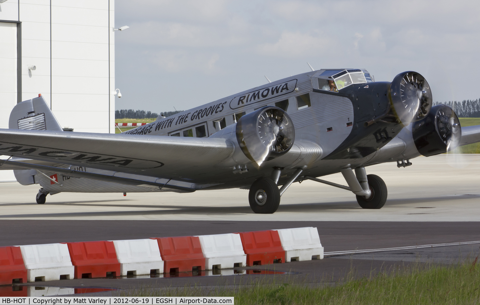 HB-HOT, 1939 Junkers Ju-52/3m g4e C/N 6595, About to depart SaxonAir.