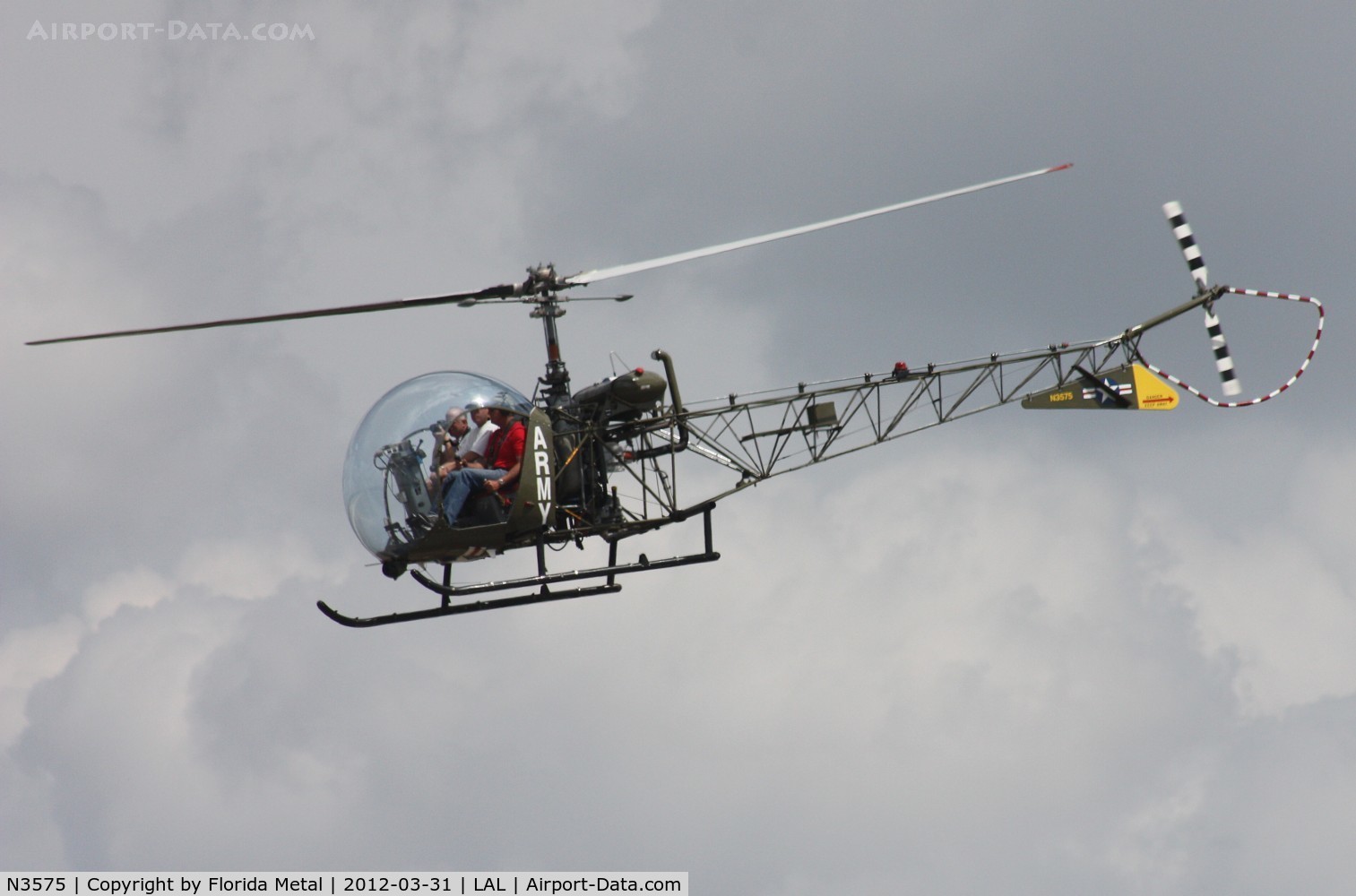 N3575, Bell 47D-1 C/N K-7032, Radar O'Reilly:  