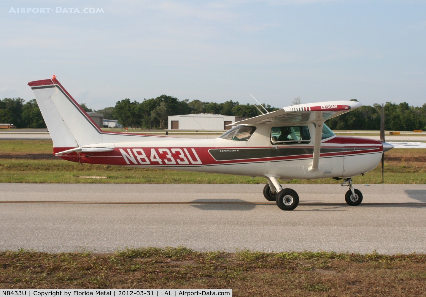 N8433U, 1976 Cessna 150M C/N 15077935, Cessna 150M