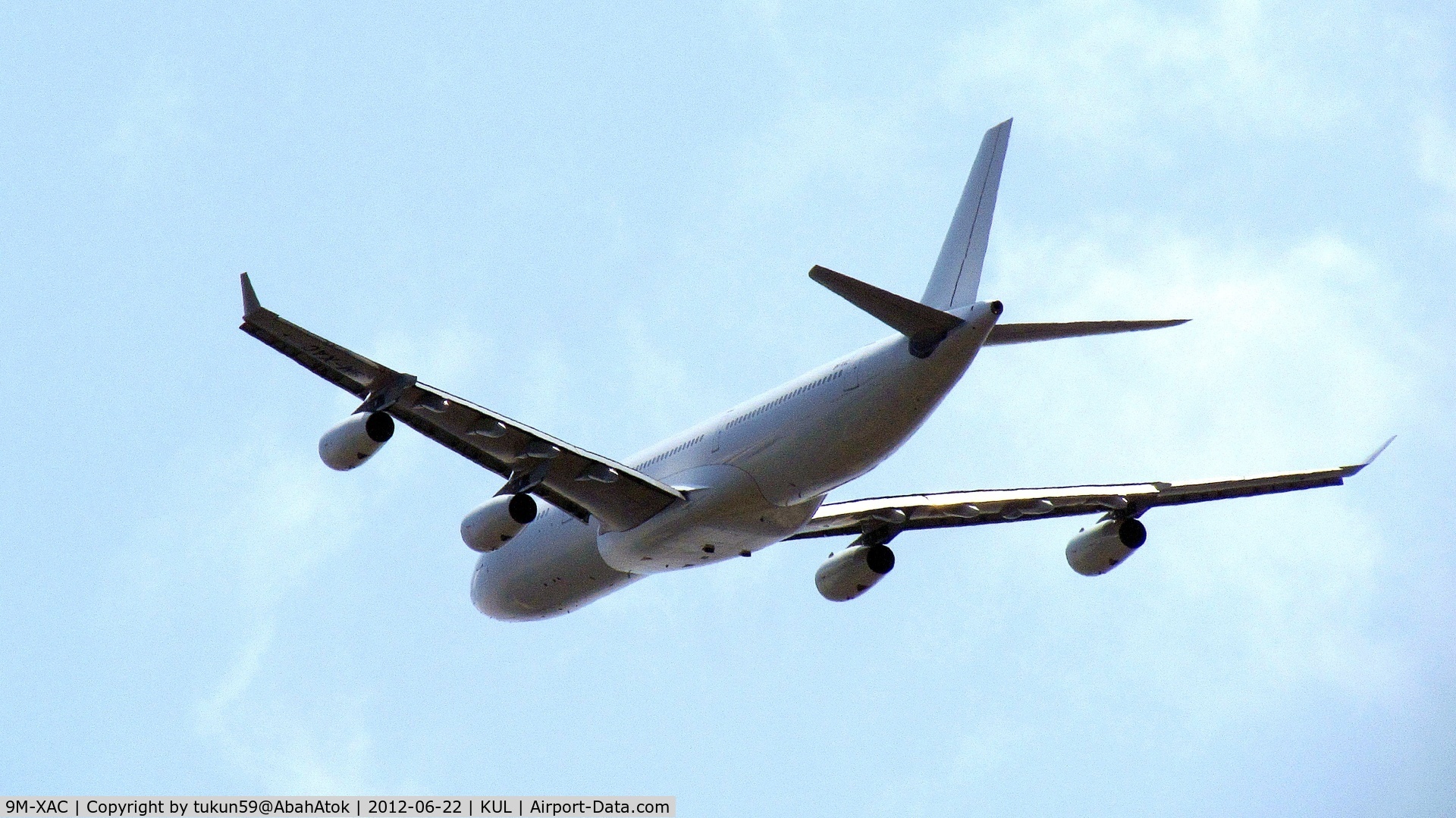 9M-XAC, 1998 Airbus A340-313X C/N 278, AirAsia X
