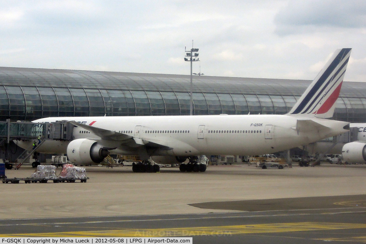 F-GSQK, 2005 Boeing 777-328/ER C/N 32845, At Charles de Gaulle