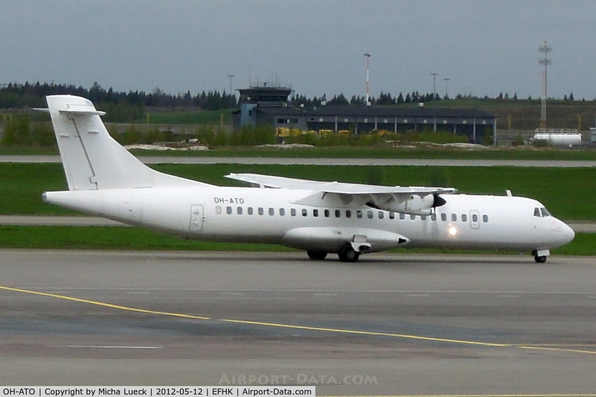 OH-ATO, 2011 ATR 72-212A C/N 977, At Helsinki