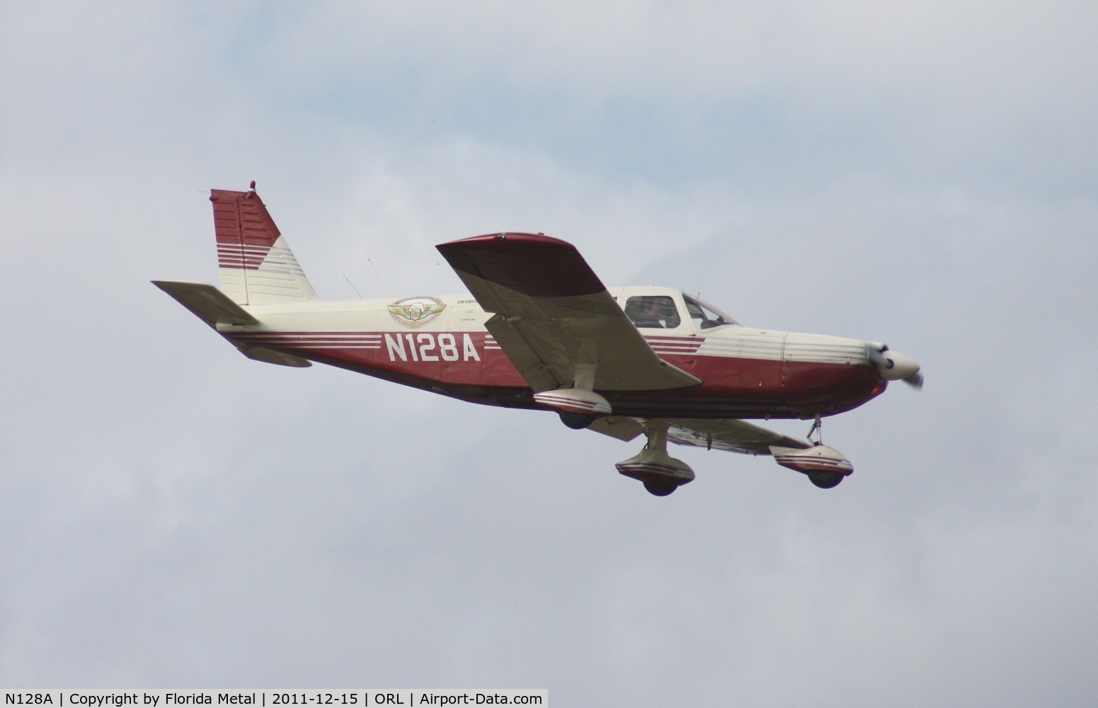 N128A, 1967 Piper PA-32-300 Cherokee Six C/N 32-40354, PA-32-300