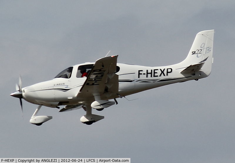 F-HEXP, 2005 Cirrus SR22 GTS C/N 1548, SR DE EXPEDIAL