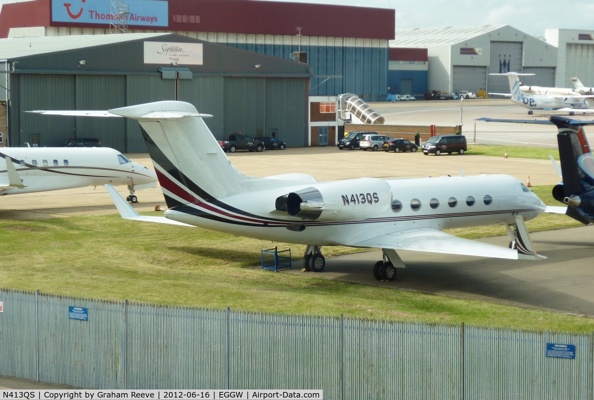 N413QS, 2004 Gulfstream Aerospace G-IV (G400) C/N 1521, Parked by the Holiday Inn.