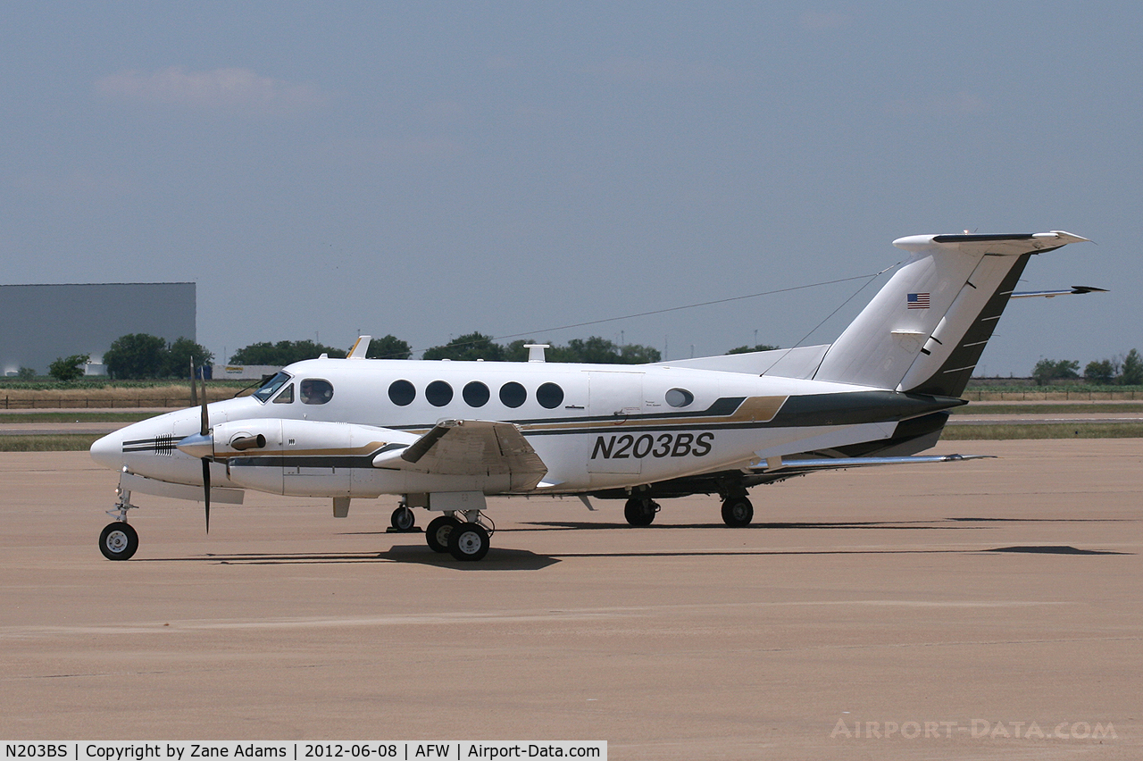 N203BS, Beech 200 C/N BB-476, At Alliance Airport - Fort Worth, TX