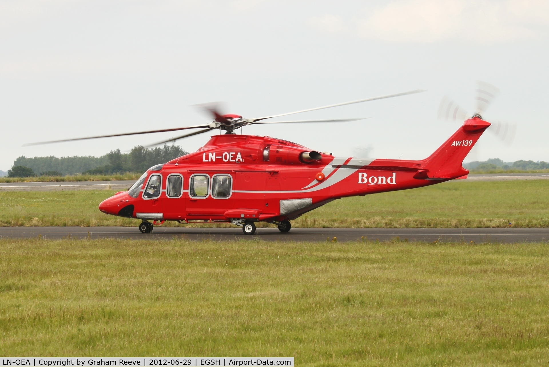 LN-OEA, 2012 AgustaWestland AW-139 C/N 41270, About to depart.