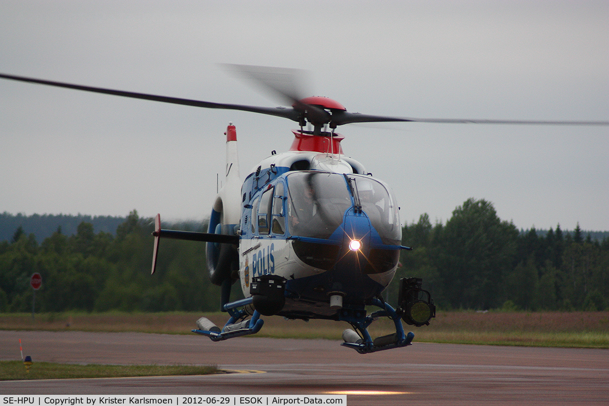 SE-HPU, 2002 Eurocopter EC-135P-2+ C/N 0225, Departing after refueling.